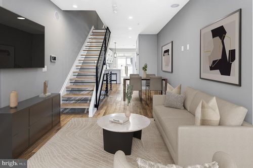 1135 E Berks St, PHILADELPHIA, PA, 19125-3402 | Card Image