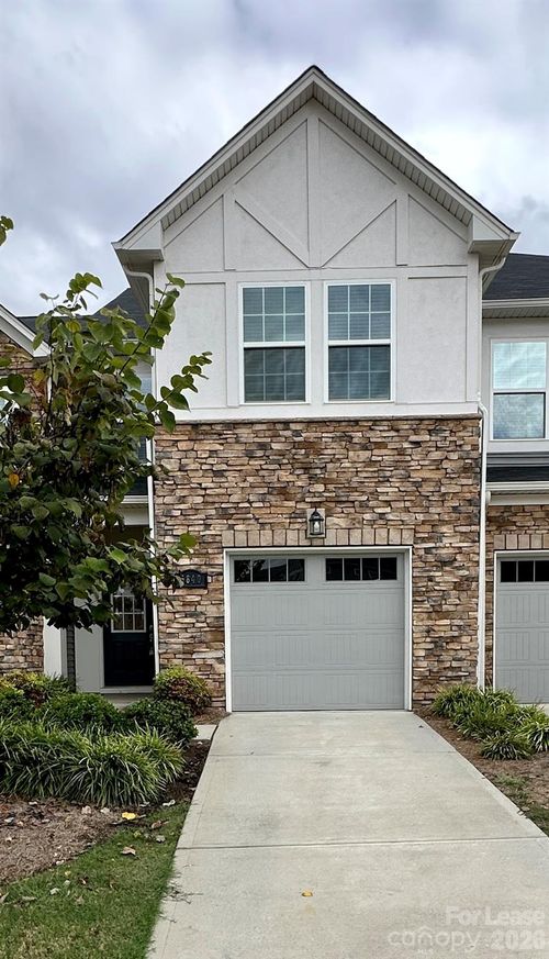 5840 Clan Maclaine Dr, Charlotte, NC, 28278-6989 | Card Image