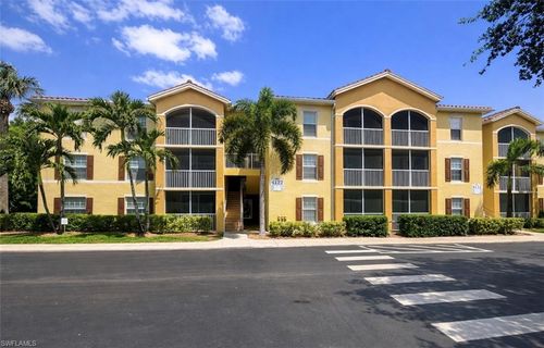 apt-117-4122 Residence Dr, FORT MYERS, FL, 33901-9222 | Card Image