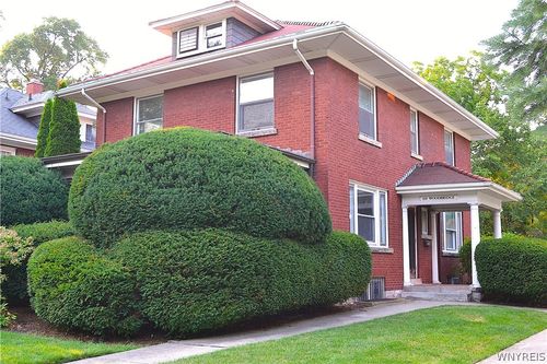 109 Woodbridge Avenue, Buffalo, NY, 14214 | Card Image