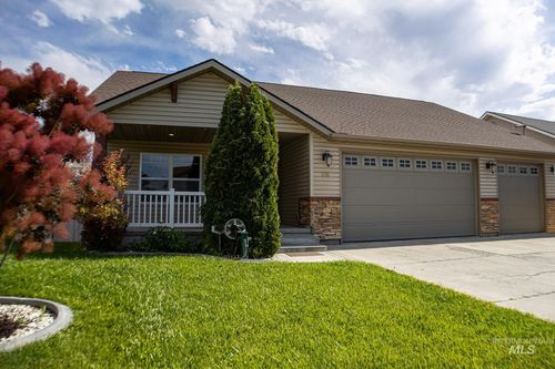 1155 Caswell Ave W, Twin Falls, ID, 83301-3787 | Card Image