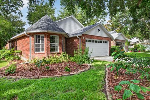 18 Oak Village Dr, ORMOND BEACH, FL, 32174-9030 | Card Image