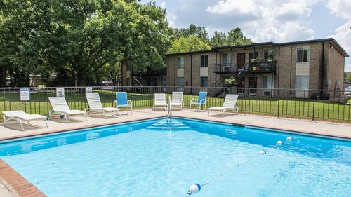 b5-2850 Middle Tennessee Blvd, Murfreesboro, TN, 37130-7850 | Card Image