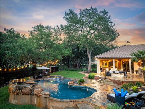 9807 Klein Ct, New Braunfels, TX, 78132-3877 | Card Image