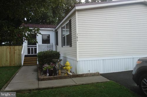 186 Conodoguinet Mobile Est, NEWVILLE, PA, 17241-9492 | Card Image