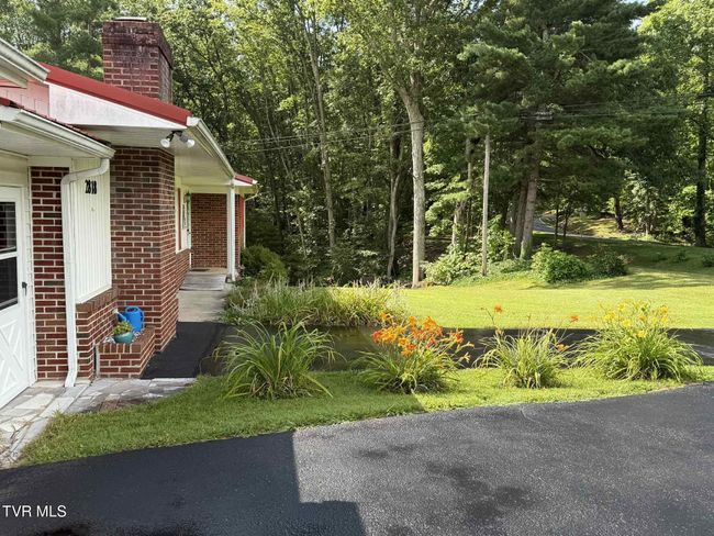 2818 Dungannon Rd, House other with 3 bedrooms, 2 bathrooms and null parking in Coeburn VA | Image 79