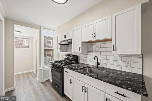 7004 Reedland St, PHILADELPHIA, PA, 19142-1716 | Card Image