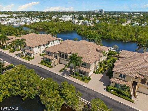 9102-2439 Breakwater Way, NAPLES, FL, 34112-5986 | Card Image