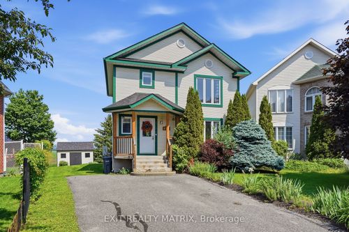 871 Pilon St, Hawkesbury, ON, K6A3P8 | Card Image