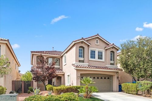 6423 W Camero Ave, Las Vegas, NV, 89139-7213 | Card Image