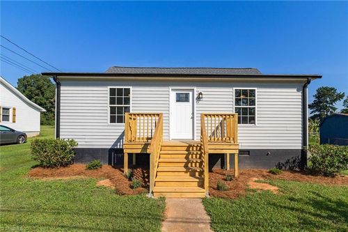 1702 Walford St, Lexington, NC, 27292-3728 | Card Image