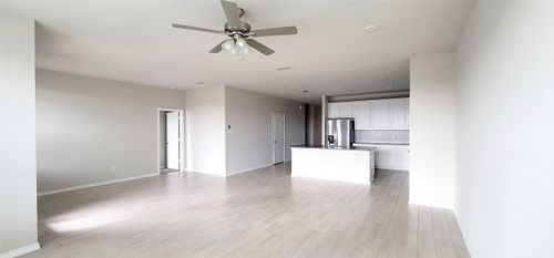 933 Ravenwood Ln, Van Alstyne, TX, 75495-2871 | Card Image