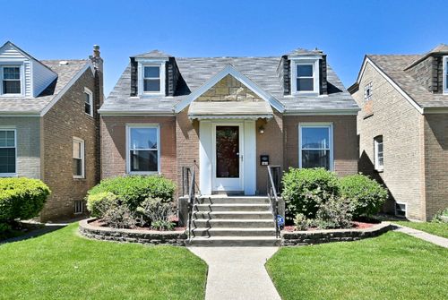 2732 N 72nd Ct, Elmwood Park, IL, 60707-1501 | Card Image