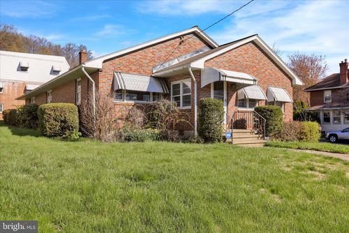 606 Carsonia Avenue, READING, PA, 19606 | Card Image