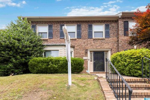608 Mountain Laurel Ct, Hoover, AL, 35244-1111 | Card Image
