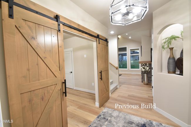 1612 Community Loop, House other with 3 bedrooms, 4 bathrooms and null parking in Bismarck ND | Image 4