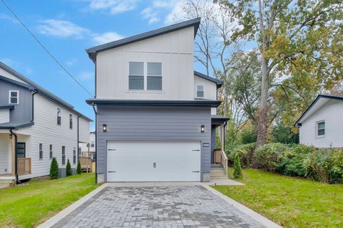 207 Paragon Mills Rd, Nashville, TN, 37211-4037 | Card Image