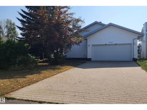 5121 59 Ave, Elk Point, AB, T0A0B9 | Card Image