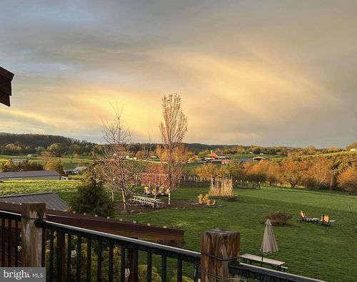 5887 Cross Keys Rd, MOUNT CRAWFORD, VA, 22841-2552 | Card Image