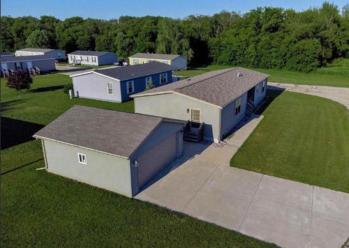 104-897 E Lake Street, LAKE MILLS, WI, 53551 | Card Image