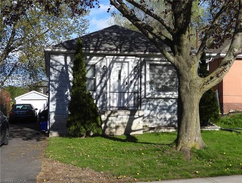 285 E 28th St, Hamilton, ON, L8V3J2 | Card Image