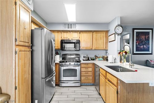 1130-5710 E Tropicana Ave, Las Vegas, NV, 89122-6774 | Card Image