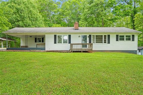 1553 Carson Rd, Pilot Mountain, NC, 27041-7352 | Card Image