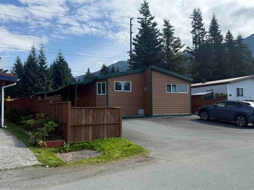 6014 Gull Way, Juneau, AK, 99801-9574 | Card Image