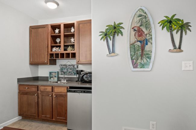102 - 309 E Poplar Ave, Townhouse with 4 bedrooms, 3 bathrooms and 2 parking in WILDWOOD NJ | Image 32