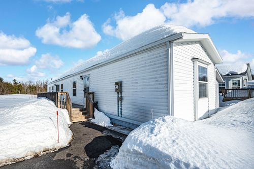 4105 Haines St, Severn, ON, L3V0V4 | Card Image