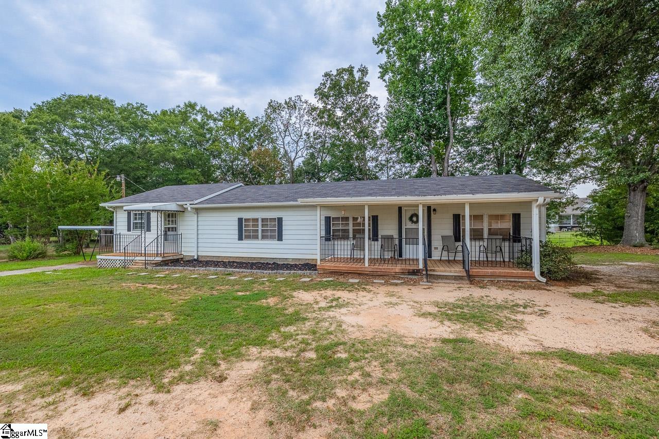 Clyde Rd, Fountain Inn, SC 29644