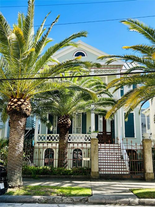 2113 Ball, Galveston, TX, 77550-2306 | Card Image