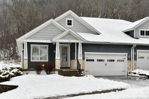 384 Valley Oaks Dr, Winona, MN, 55987-6035 | Card Image