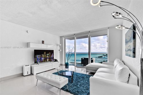 apt-12r-4001 S Ocean Dr, Hollywood, FL, 33019-3040 | Card Image