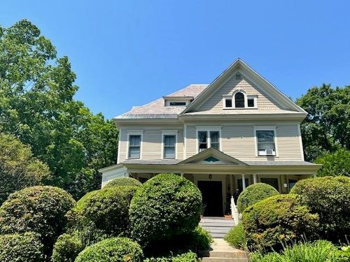 15 Chestnut Hl, Greenfield, MA, 01301-3003 | Card Image