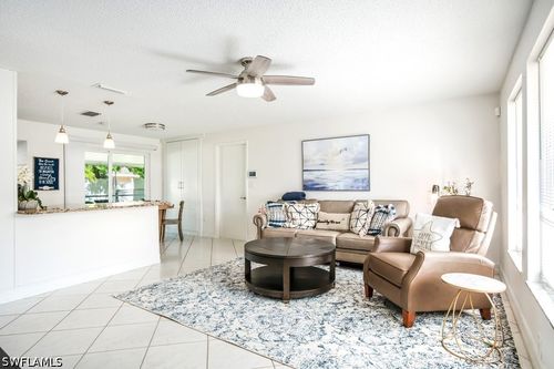 1207 Hernando St, NAPLES, FL, 34103-3248 | Card Image