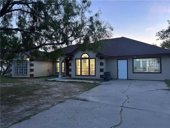 2369 Fm 892, House other with 4 bedrooms, 2 bathrooms and null parking in Robstown TX | Image 5