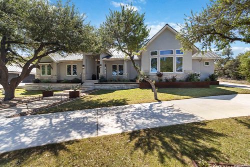 922 Maximino Ridge Rd, Bulverde, TX, 78163-2544 | Card Image
