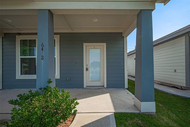 6418 Gresham St, House other with 3 bedrooms, 2 bathrooms and null parking in Wallis TX | Image 5
