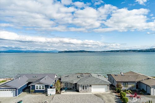2190 Mariner Beach Dr, Oak Harbor, WA, 98277-8659 | Card Image