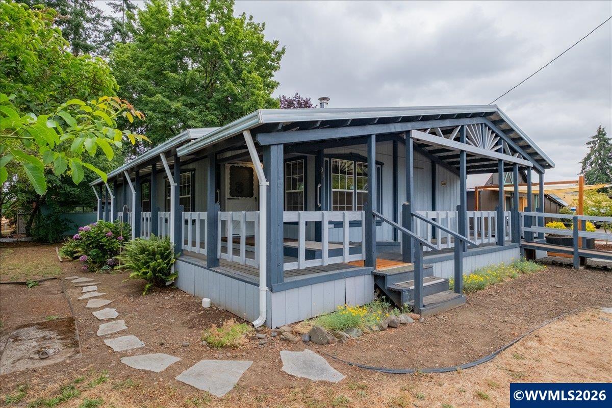 Manufactured In Park in Corvallis 3