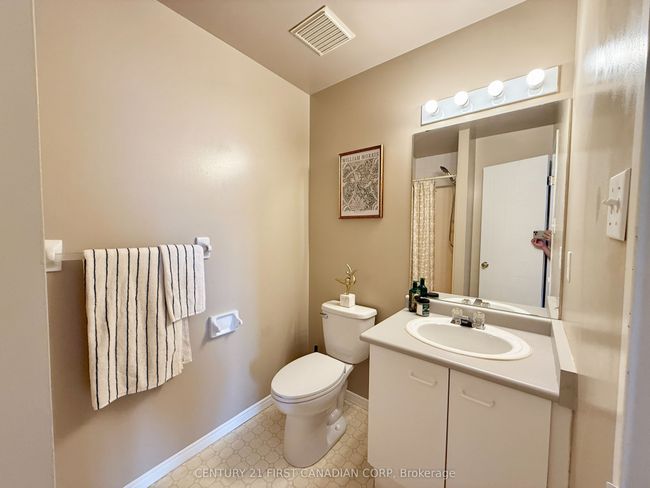 506 - 30 Chapman Crt, Condo with 2 bedrooms, 2 bathrooms and 1 parking in London ON | Image 11