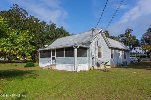 200 1st Ave, WELAKA, FL, 32193 | Card Image