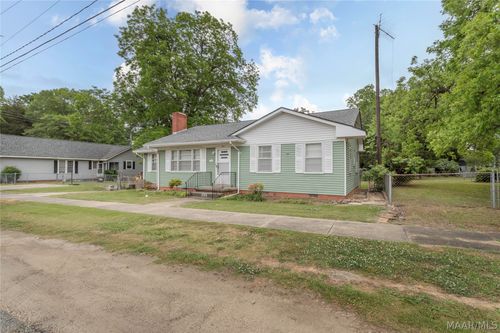 305 W Tallassee St, Wetumpka, AL, 36092-1826 | Card Image