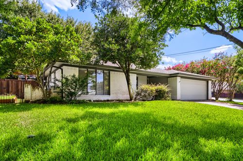 2025 Redwood Trl, Grapevine, TX, 76051-3060 | Card Image
