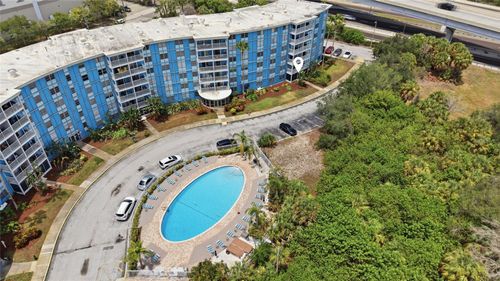 103-3315 58th Ave S, St Petersburg, FL, 33712-4508 | Card Image