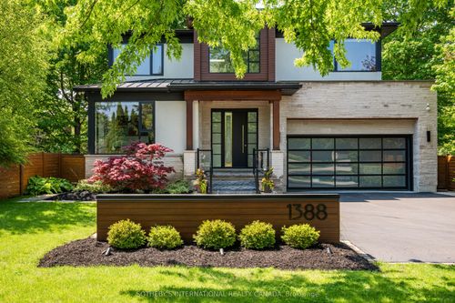 1388 Acton Cres, Oakville, ON, L6J2S5 | Card Image