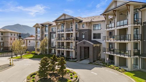 203-45761 Stevenson Rd, Chilliwack, BC, V2R0Y7 | Card Image