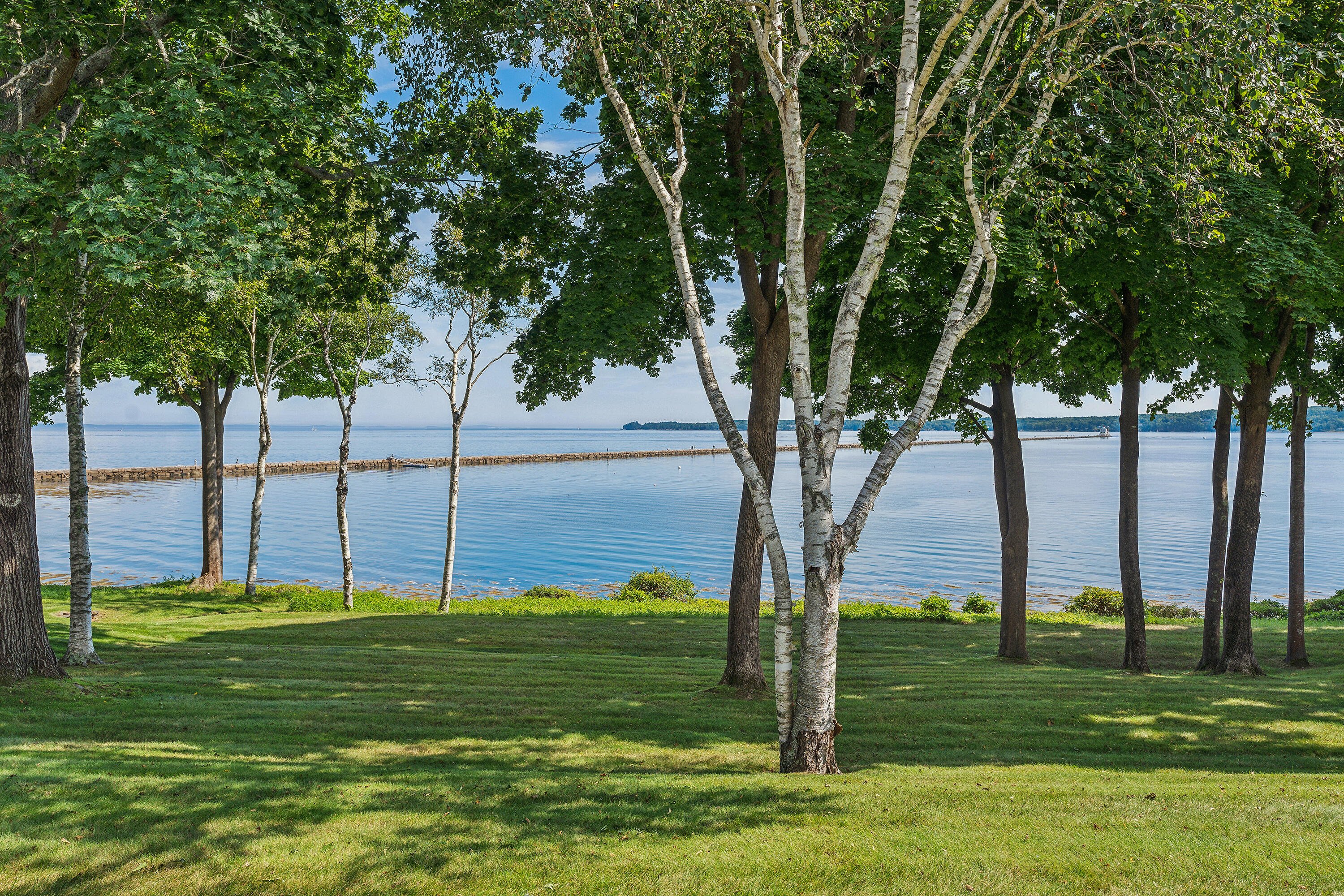 Jameson Point Rd, Rockland, ME 04841