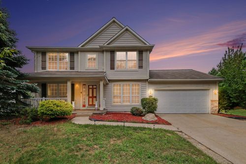6627 Winter Creek Rd, Norton Shores, MI, 49444-8771 | Card Image